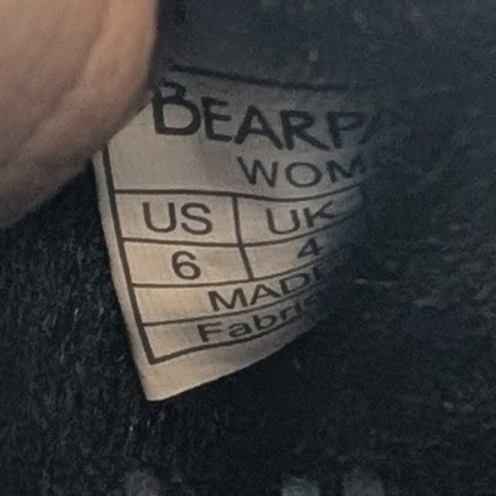 Bearpaw Black Suede Sheepskin Lined Boots Women's size 6 - Picture 9 of 11